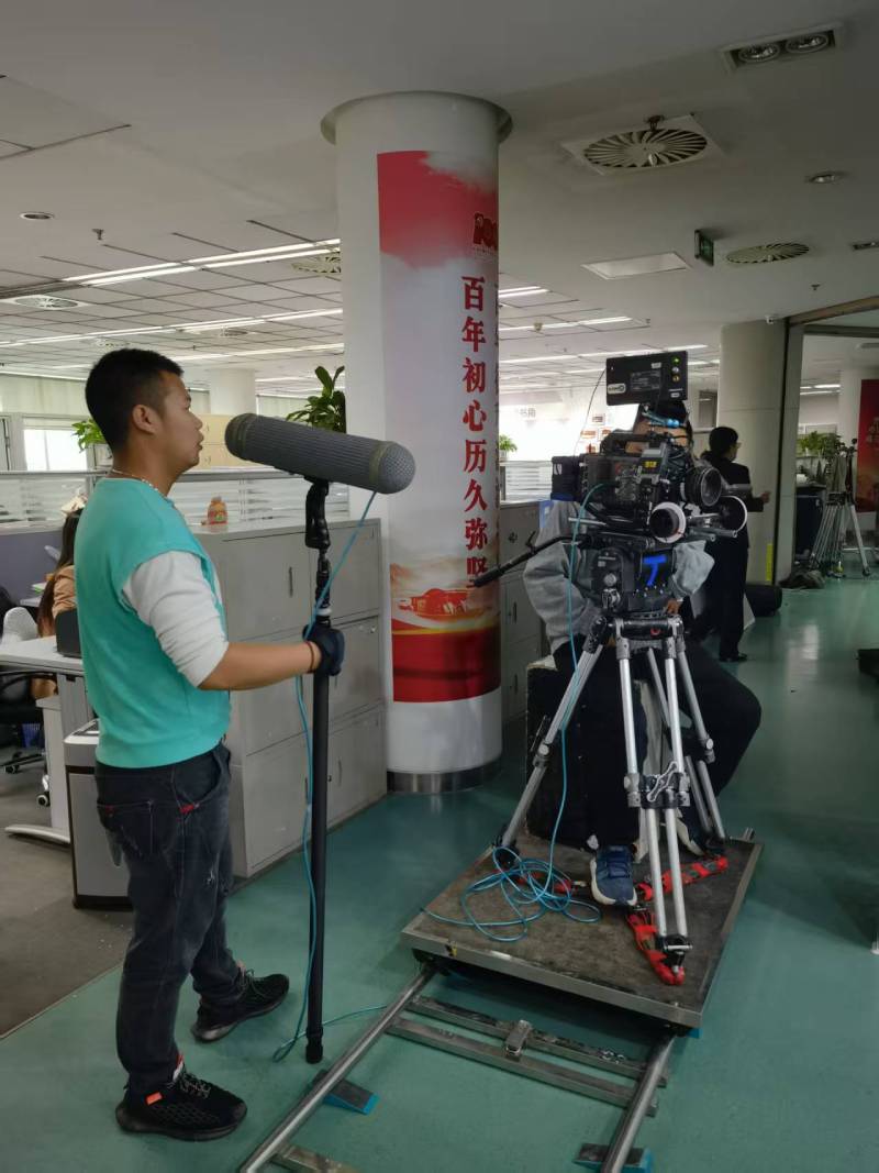 闵行区广告片拍摄：用故事化表达传递品牌温度，拉近与用户的距离！
